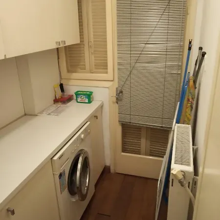 μητροπόλεως 89 διαμέρισμα 公寓